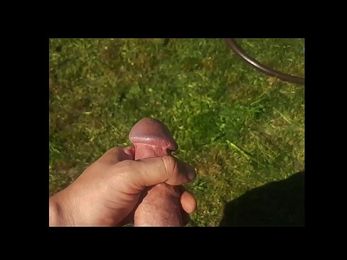 ❤️ A boazona se fode e se ejacula com um esguicho em um jardim de verão Porno em pt-br.milfnut-net.ru ❌️❤